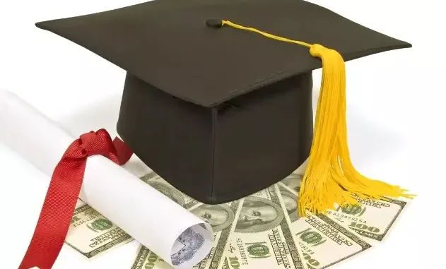 scholarship benefits